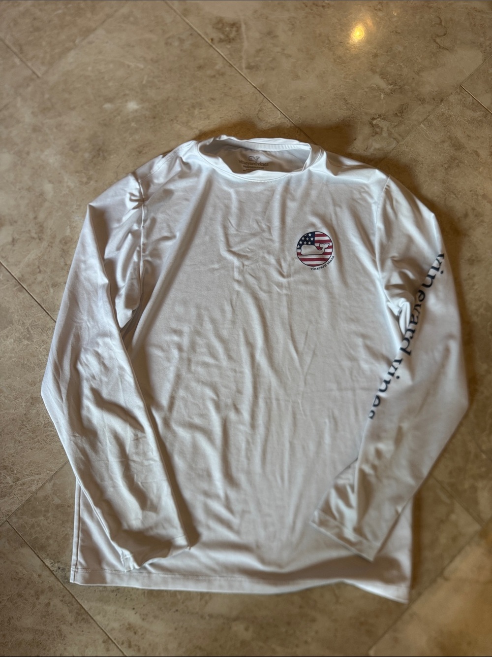 Vineyard vines performance tee